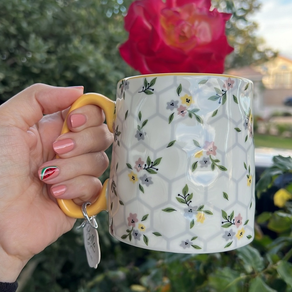 Bella Floral Ceramic Mug - Picture 13 of 15